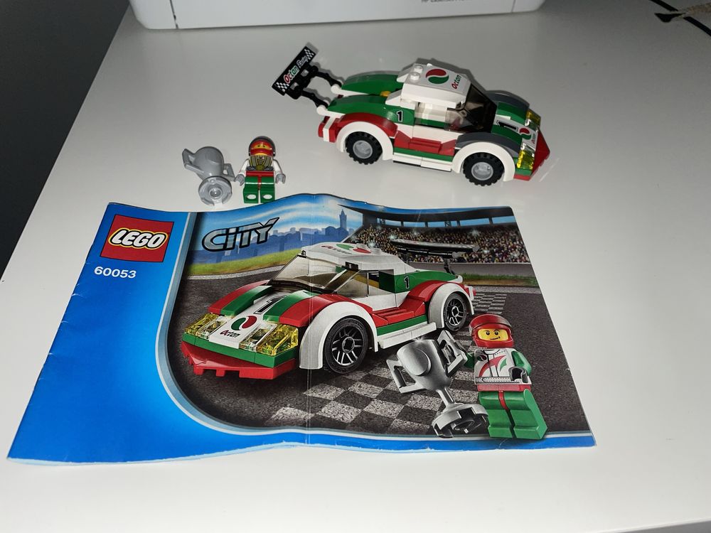 Lego city samochod wyscigowy
