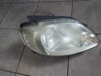 VW Fox lampa przednia FV transport/dostawa