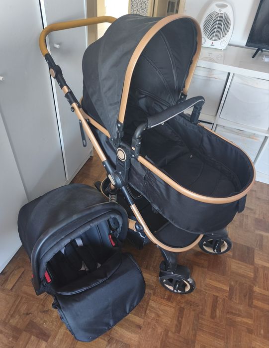 Carrinho de bebe 3 em 1  e ovo