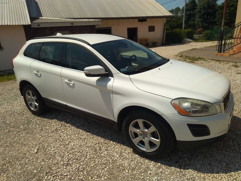 Volvo XC 60 ! 2010r. ! AWD 4x4 ! D5 205 KM ! bez wkładu ! Momentum !