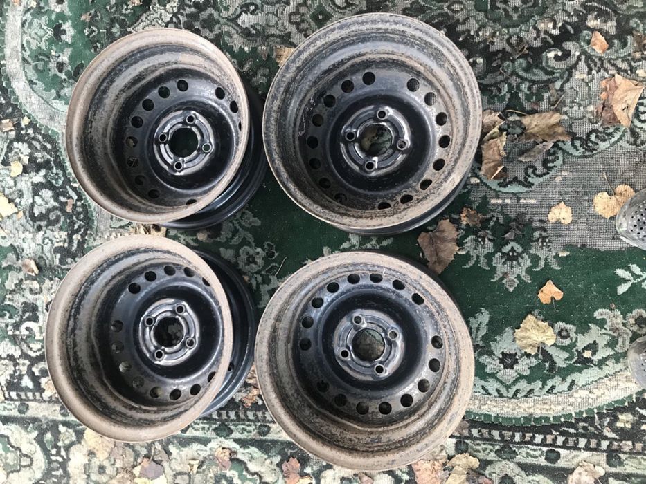 Диски r13 4 100 в отличном состоянии
