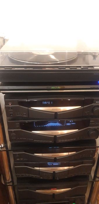 Продам музыкальную стойку KENWOOD / КЕНВУД