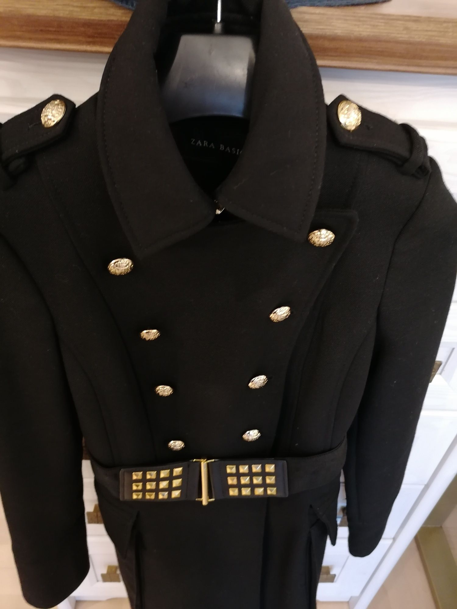 Przepiękny oficerski dwurzedowy plaszcz jesienno zimowy Zara S