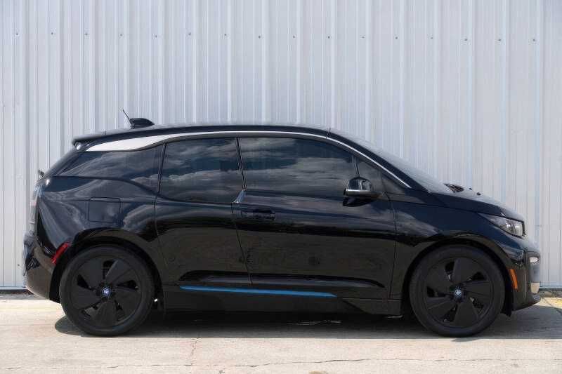 2018    BMW   i3