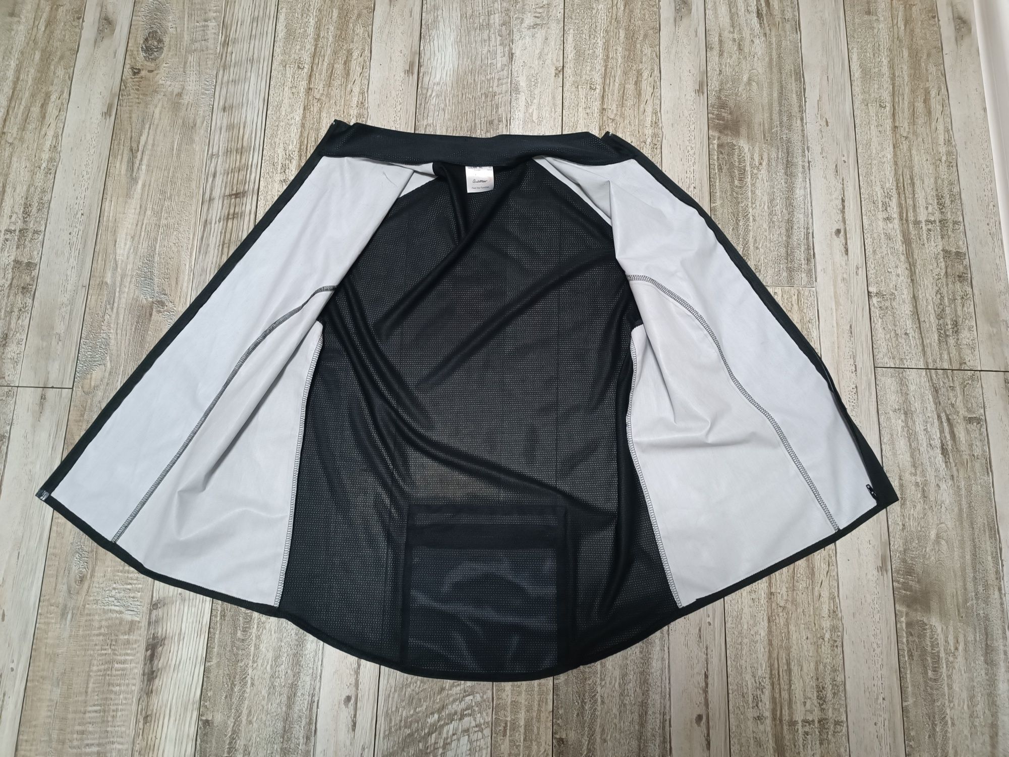 Жіноча ХЛ Велосипедна жилетка Loffler Windstopper Vest Castelli Rapha