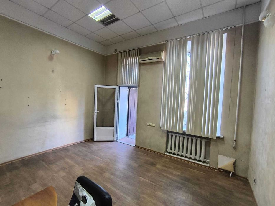 Продам фасадный офис на Мечникова.