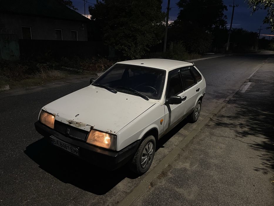 продам ваз 2109.