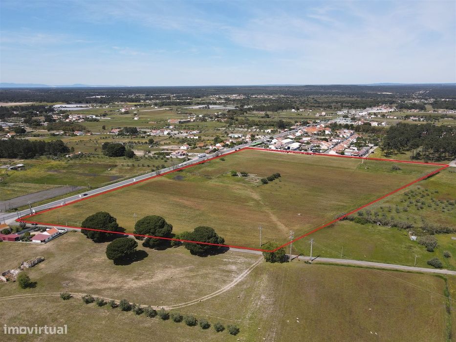 Terreno para construção de comércio/serviços