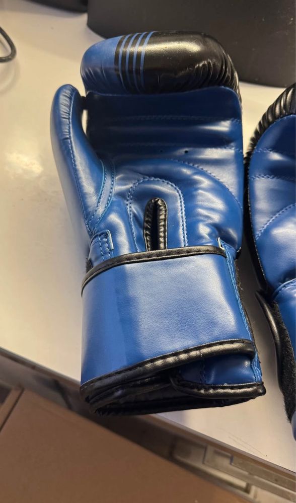 Luvas de boxe - pouco uso