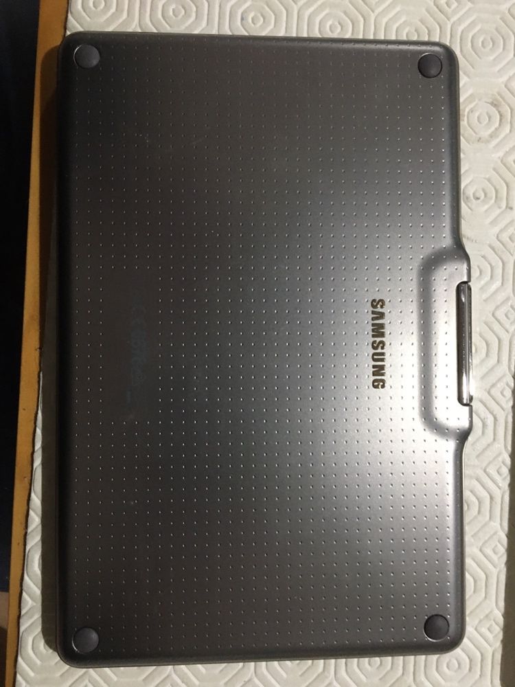 Teclado bluetooth Samsung Tab S 8.4 SM- T705 EJ-CT700