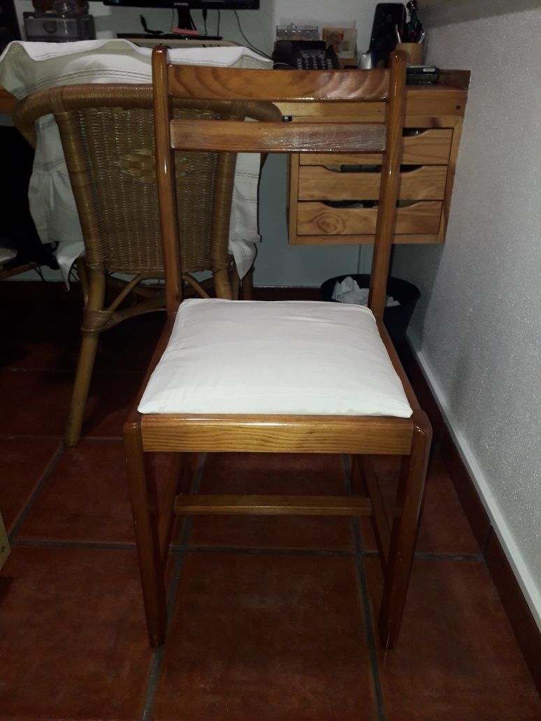 Cadeira madeira maciça