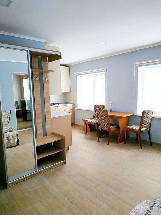 Оренда частини будинку в центральній частині міста