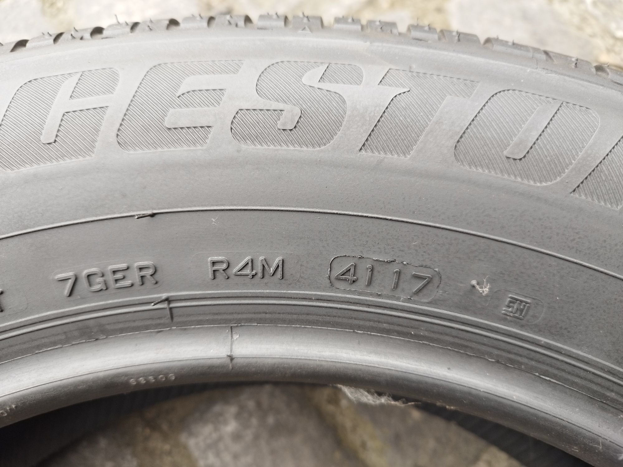 Opony 215x60x17 Bridgestone HP Sport