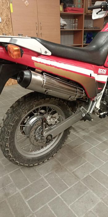Suzuki DR 800 Big