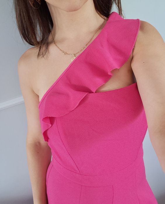 Elegancki kombinezon kuloty na jedno ramię 36