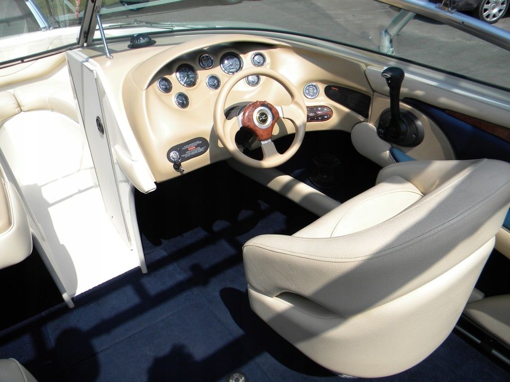 Jacht Motorowy Sea ray 210 Sun Sport