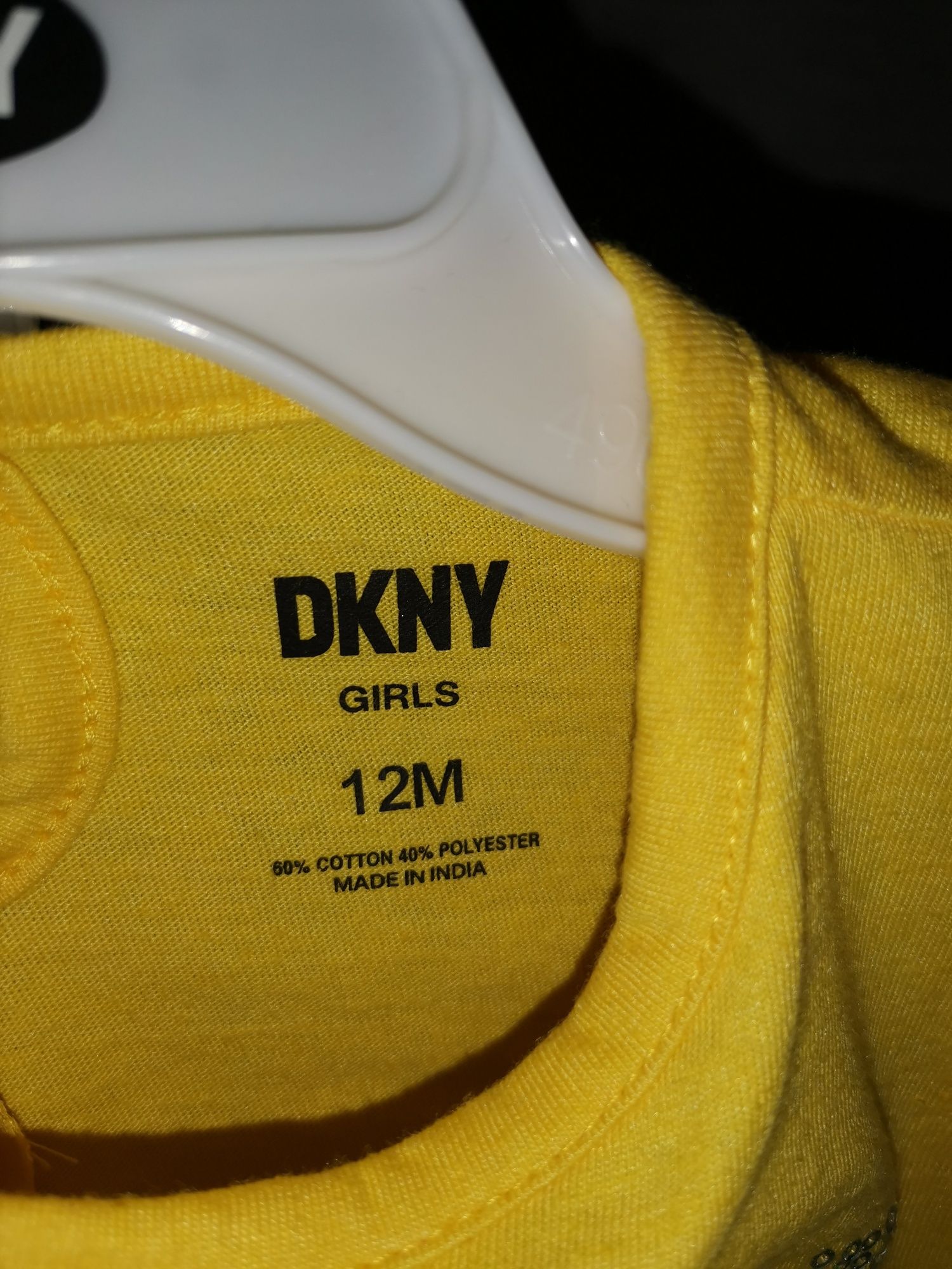 Komplet Nowy DKNY r. 12 miesiące