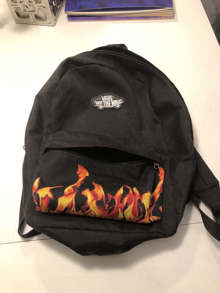 mochila preta vans