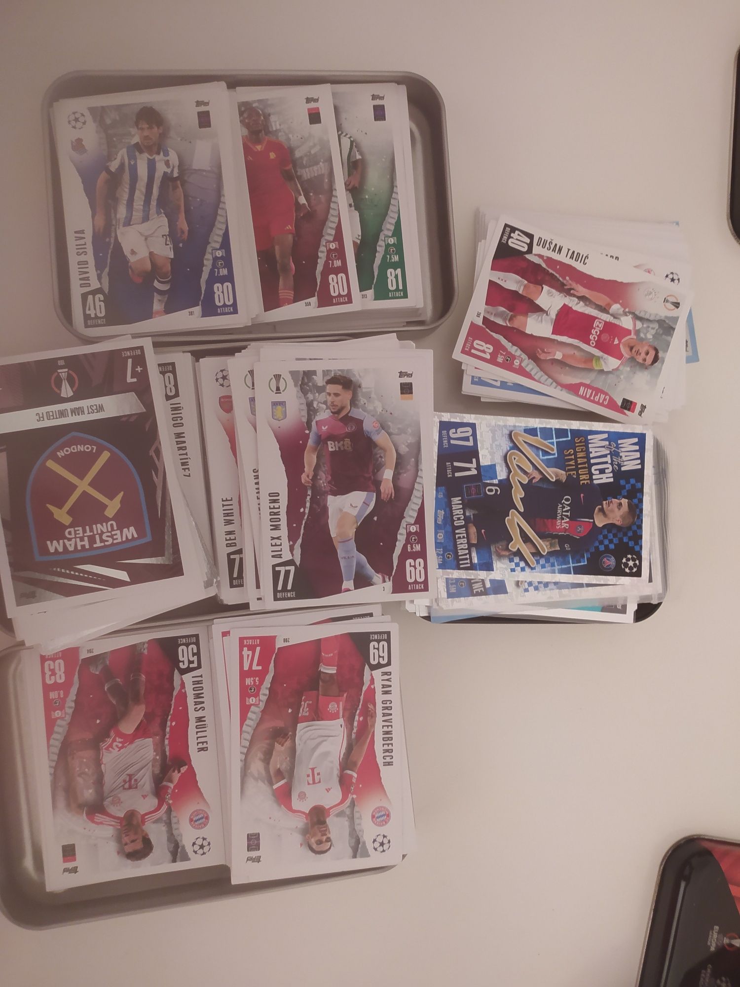 Cromos match attax 23/24