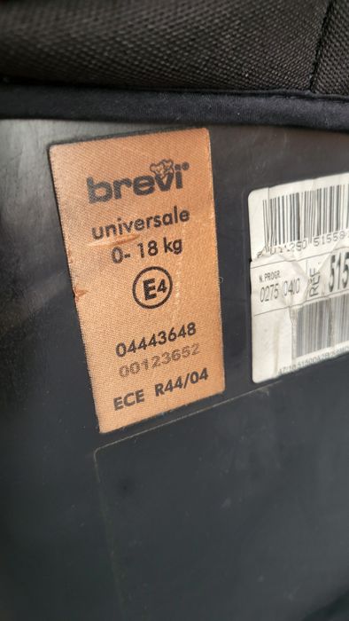 Brevi (cadeira auto)