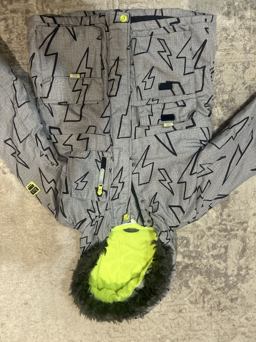 Куртка F&F євро зима на вік 6/7 років (б/у)