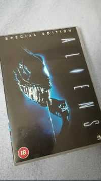 Aliens (1986) , de James Cameron (filme 2)