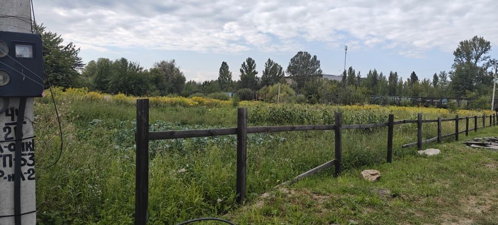 Продам земельну ділянку Параджанова