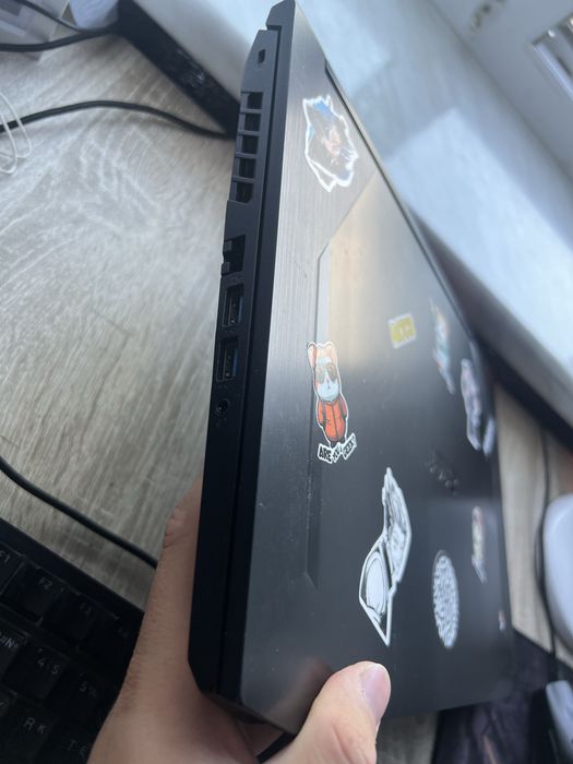 Acer Nitro 5 (Ryzen 5, GTX 1650 Ti, 16 ГБ, SSD 256 ГБ)