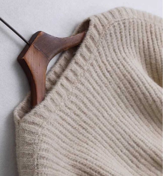 Теплий м'який пуловер ZARA