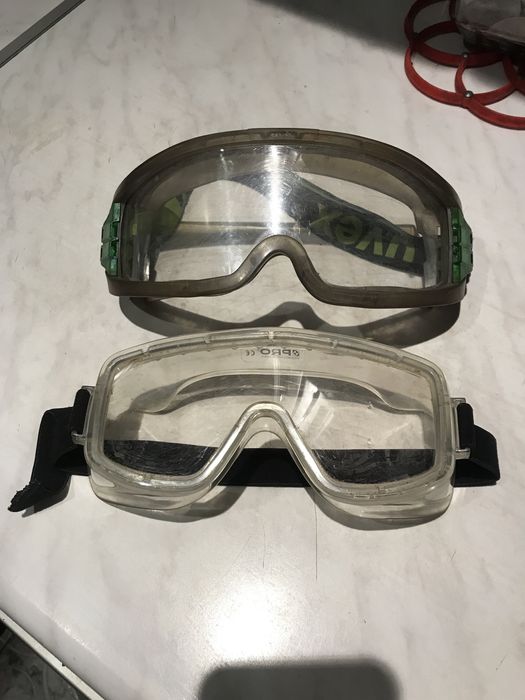 Okulary gogle ochronne Bhp firmy Uvex