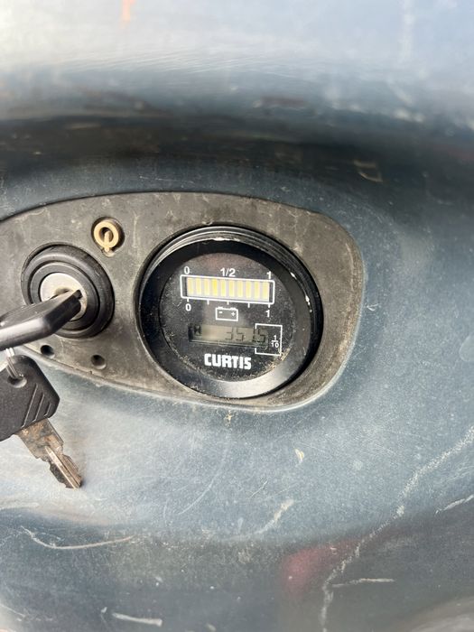 Електро штабелер Linde L14AP 2006р., 1.4т., 4.7м