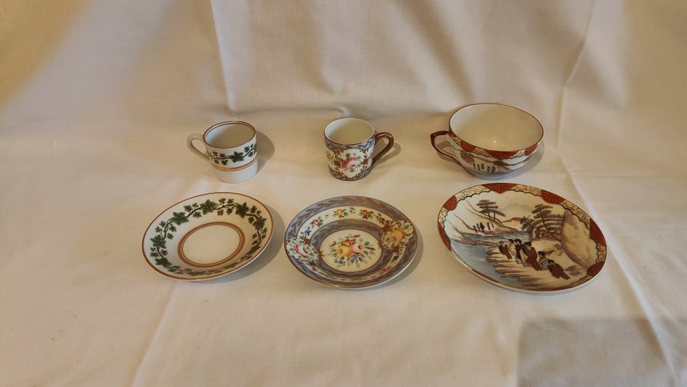 Chávenas de café e chá