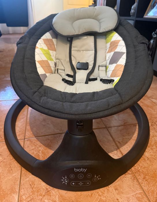 Espreguiçadeira eletrónica para bebés