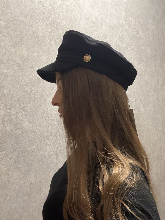 Капелюх від ZARA