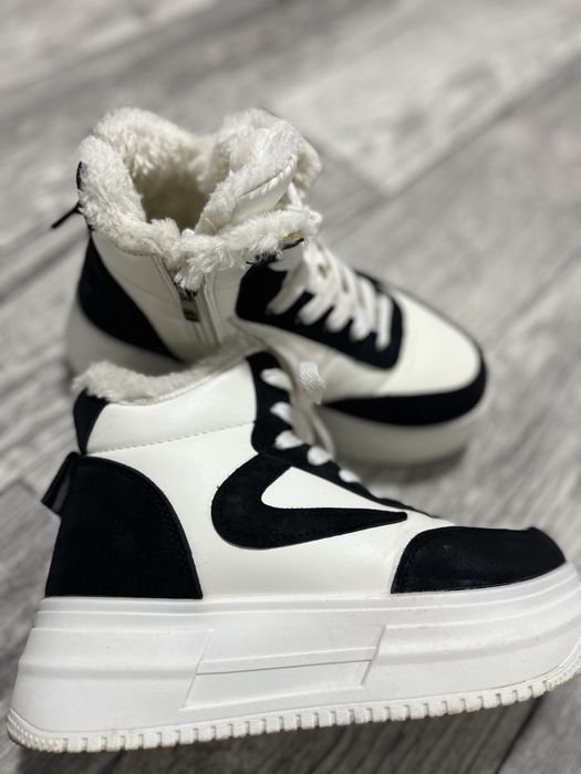 Жіноче взуття зимове