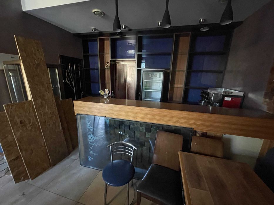 Центр Адмиральская кафе с оборудованием 79м  цена 30000 грн/мес