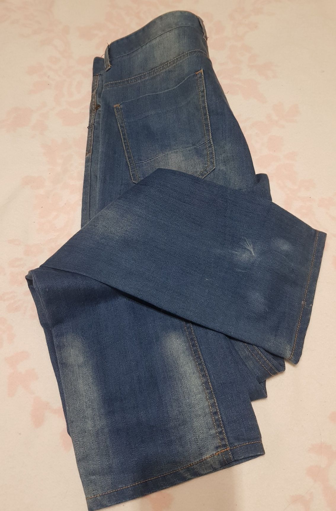 Spodnie jeansy Cropp