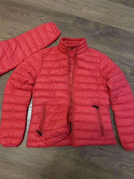 Жіноча осіння куртка