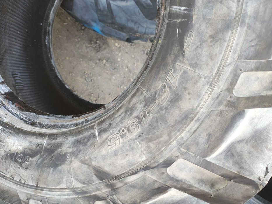 Opony przemysłowe 18-19.5 Dunlop Stabilarge Mecalac Merlo Manitou