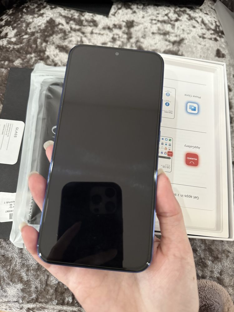 Huawei nova 12s