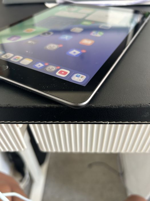 iPad 9ª Geração 64GB Wi-Fi