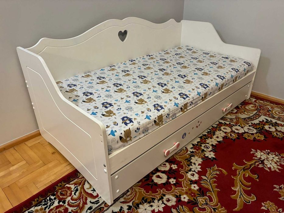 Łóżko JULIA 160 x 80 cm z szufladą + materac HEVEA SnuDo z pokrowcem