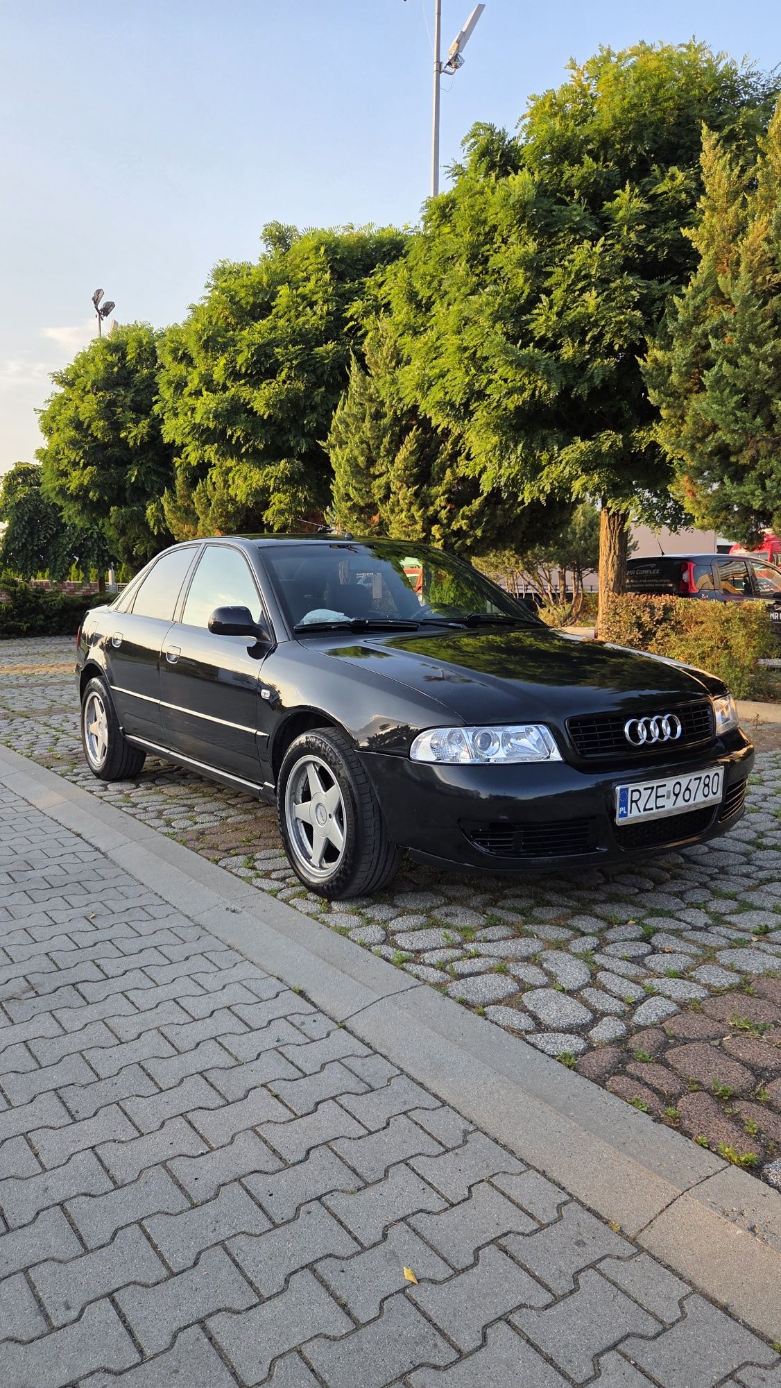 Audi a4 b5 1.9 tdi 2000r