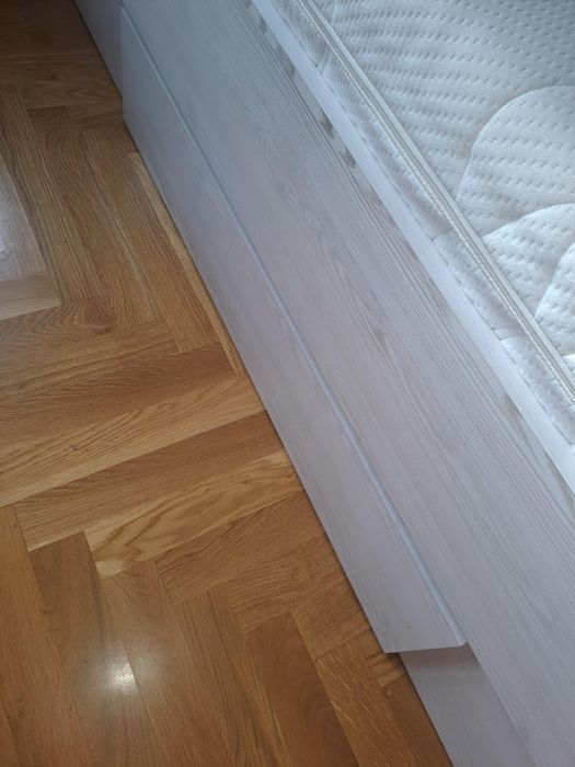 Łóżko jednoosobowe