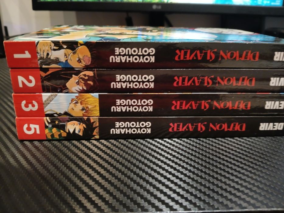 Mangás demon slayer, volumes 1, 2, 3 e 5
