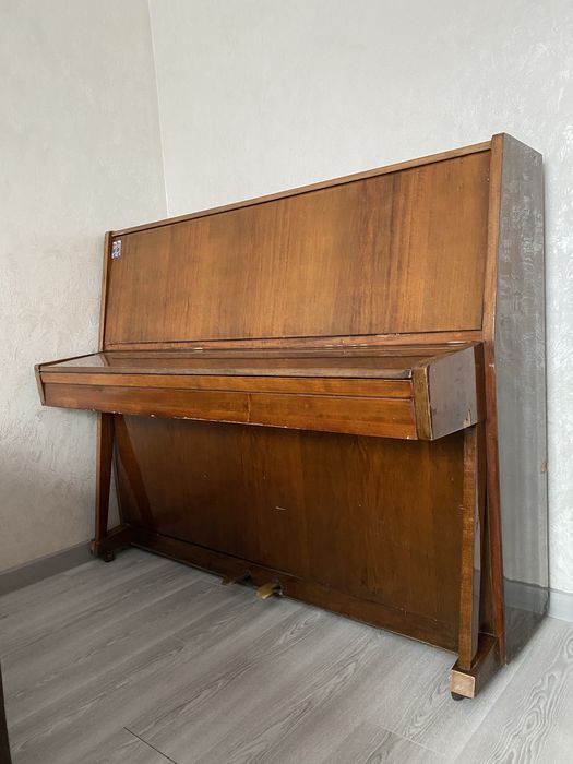 Продам піаніно б/у