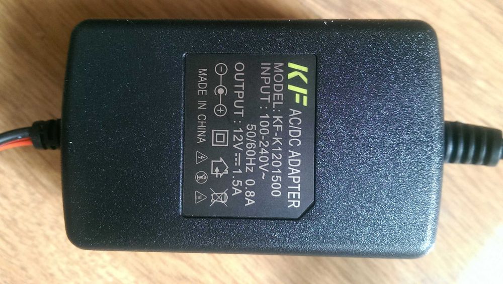 Зарядное устройство автомобильных аккумуляторов свинцово кислотных гел