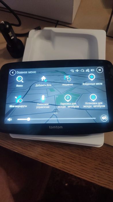 Продається GPS навігатор TomTom.