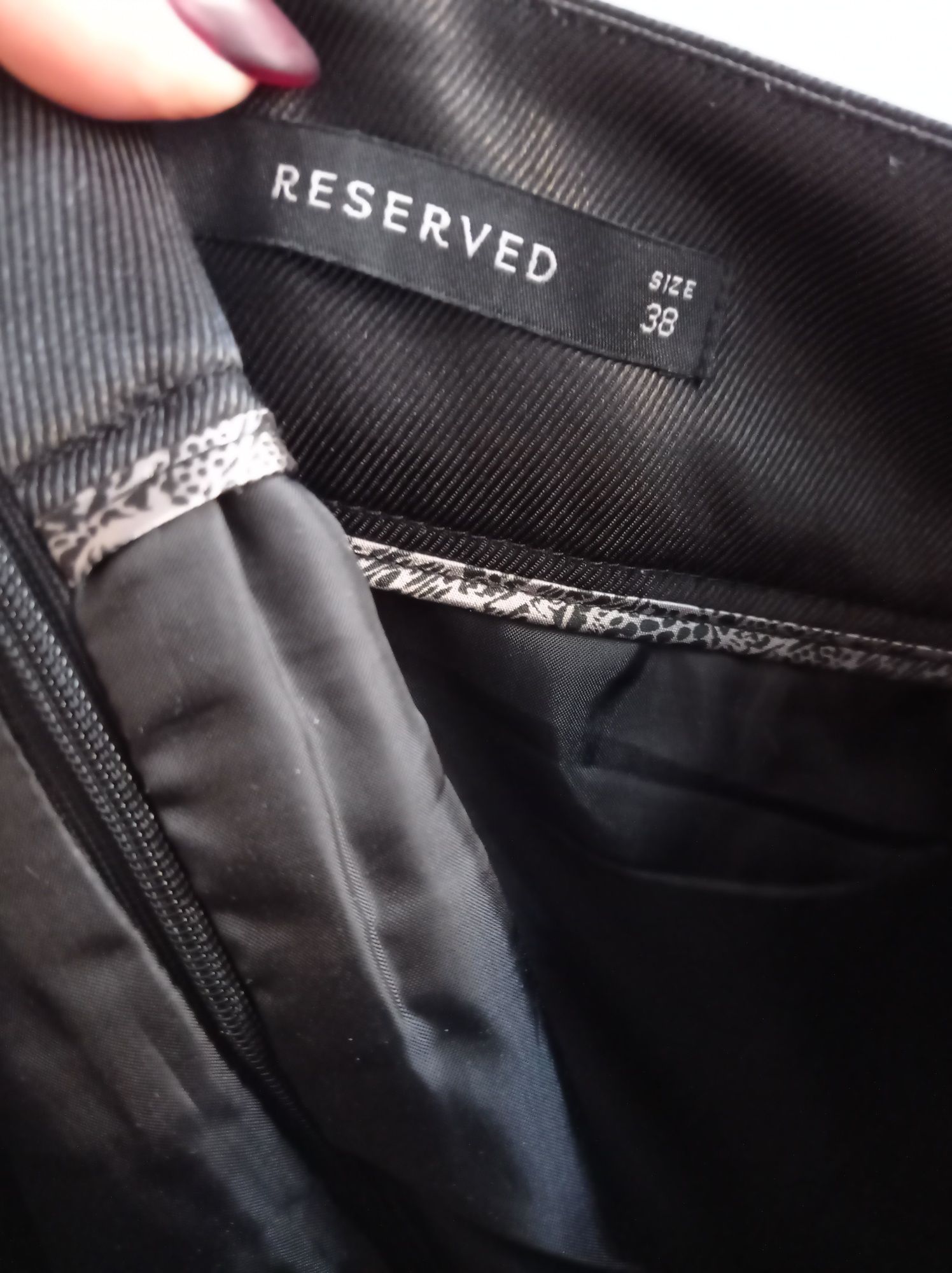 38 M spódnica czarna ołówkowa Reserved elegancka do pracy na egzamin