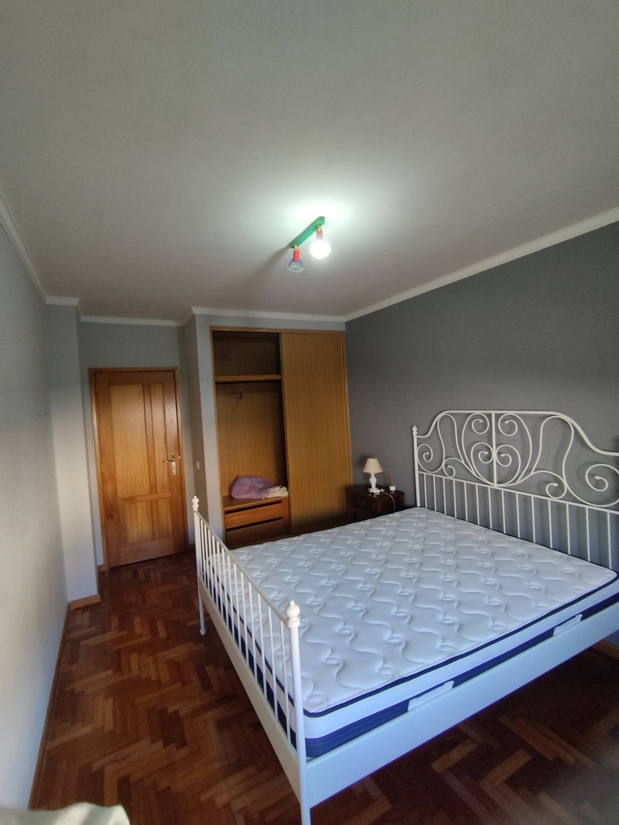 Quarto para alugar – Praia de Esmoriz (perto da rotunda do barco)